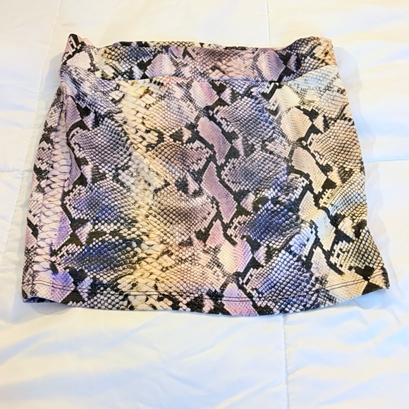 Wet Seal Multicolor Snakeskin Mini Skirt - Picture 4 of 5
